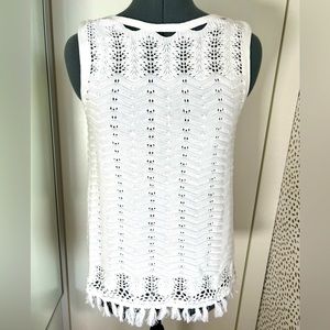 Lilly Pulitzer beautifully detailed 100% cotton knit tank in white. Size MEDIUM